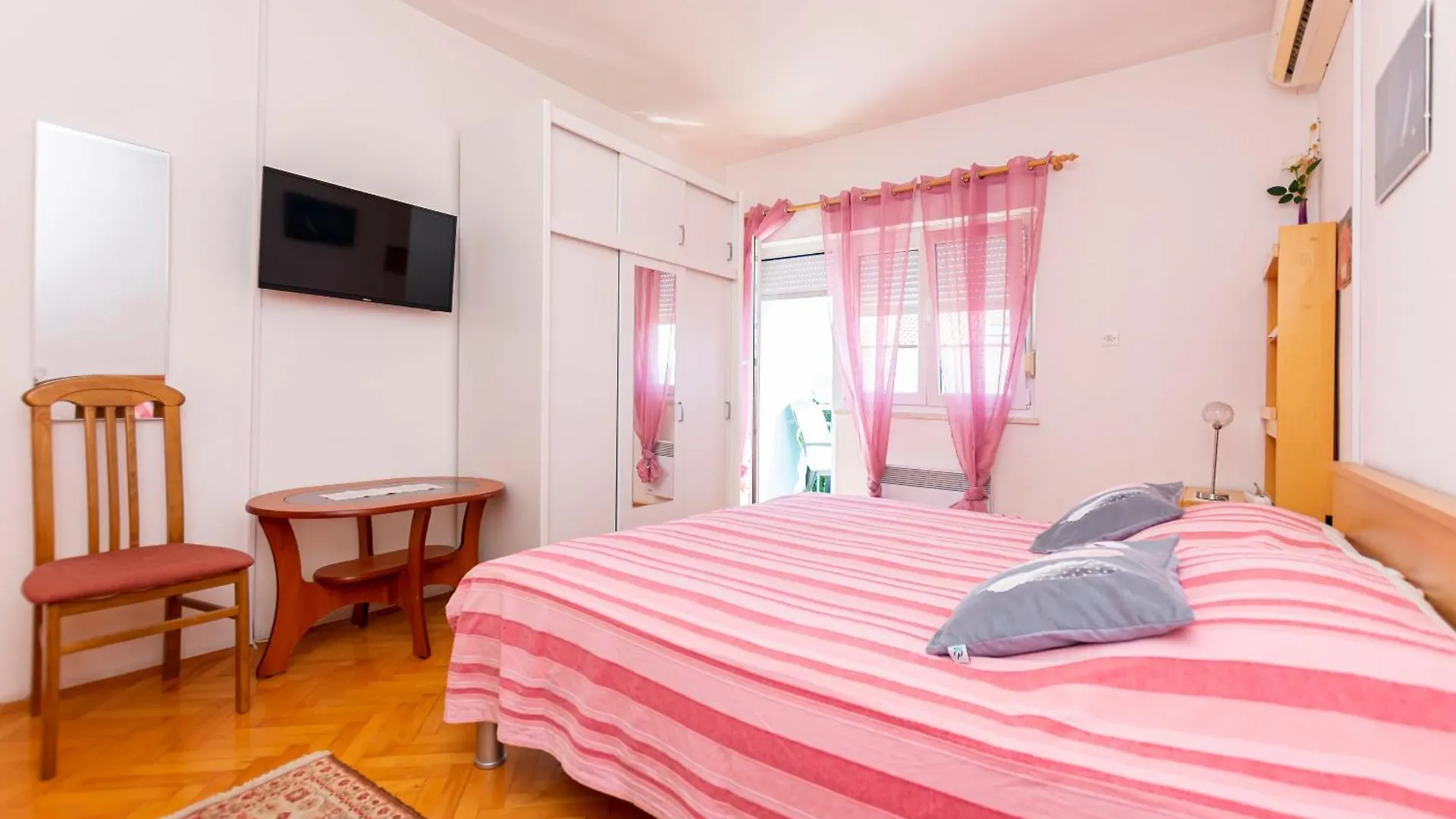 Apartment Two Sisters Trogir