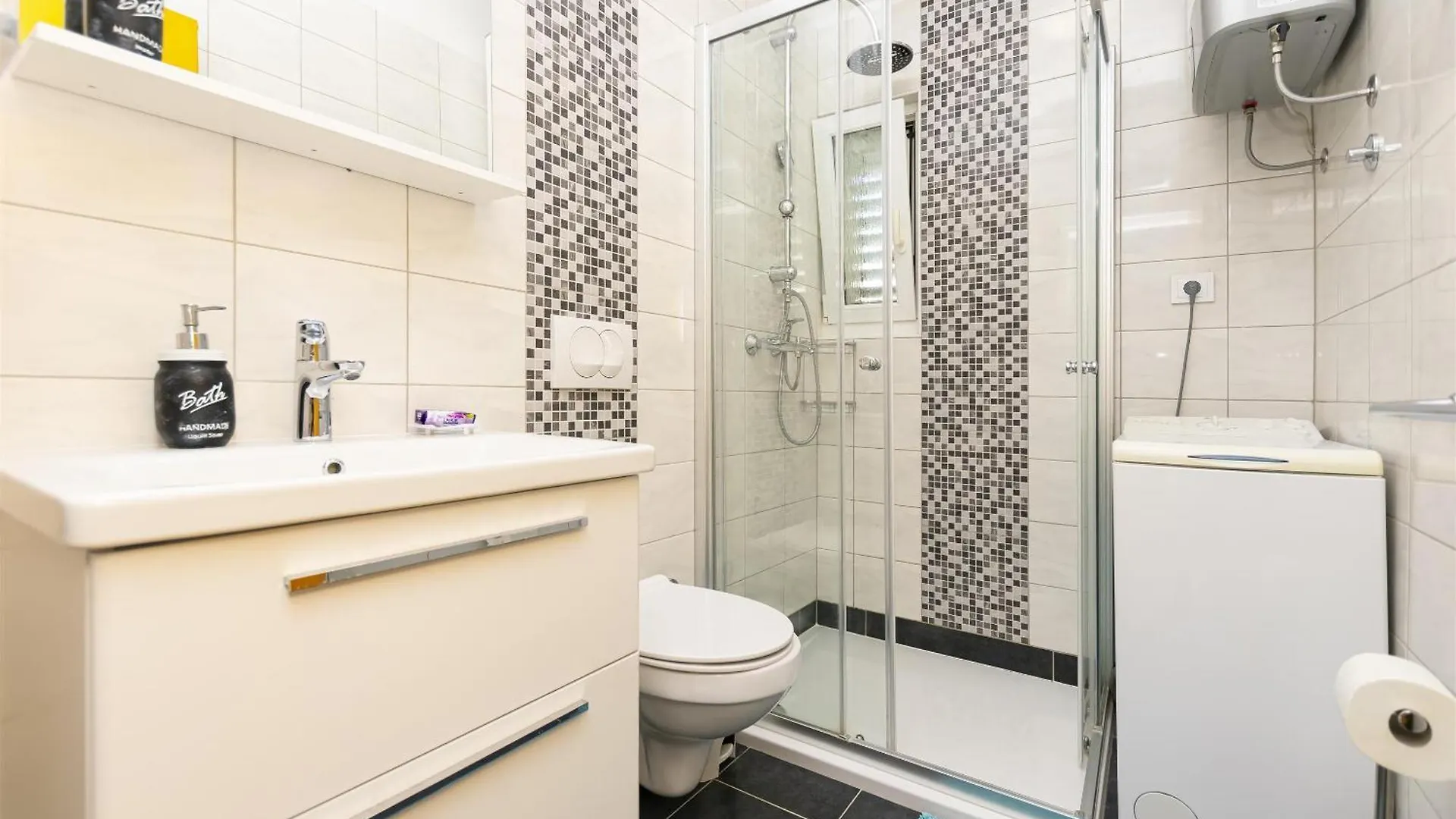 Apartment Two Sisters Trogir